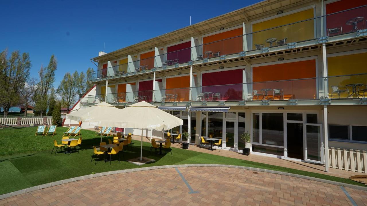 Colors Holiday Hotel 希欧福克 外观 照片